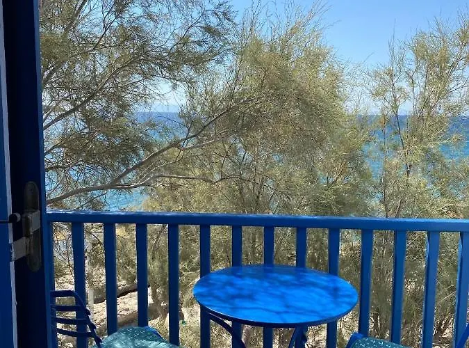 Cavos By The Sea Drios